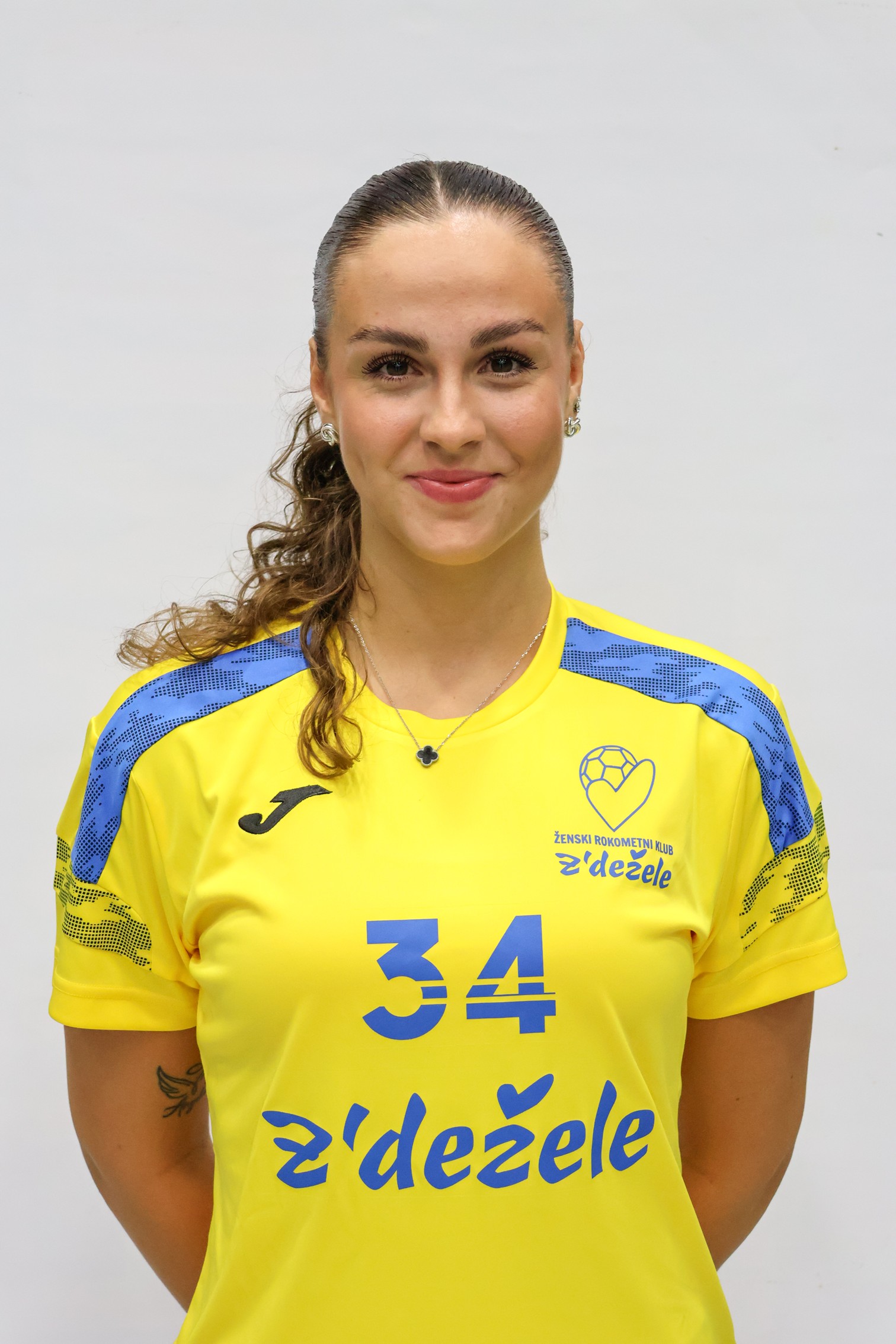 Lara Kolobarić